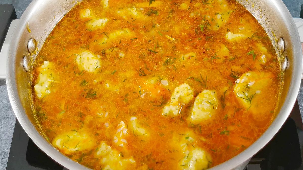 Куриный суп с картофельными галушками: рецепт согревающего счастья