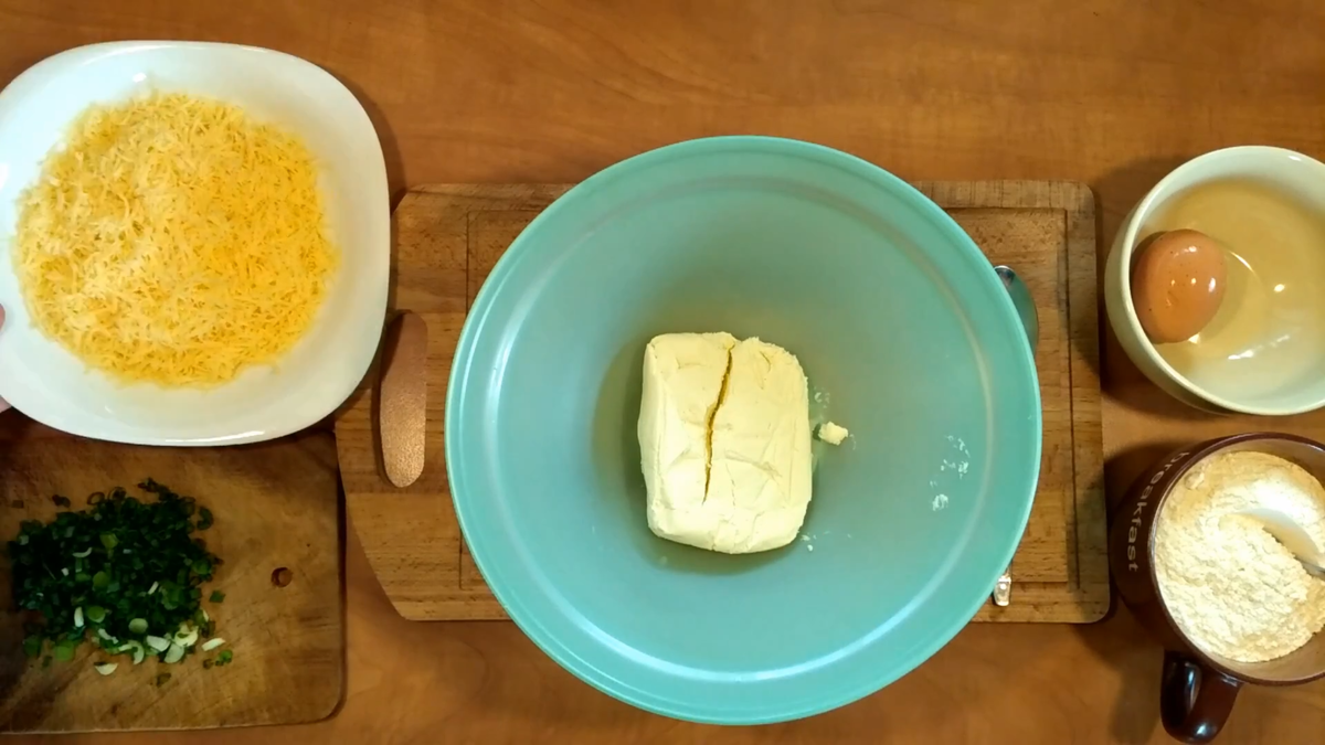 Скоростной рецепт творожно-сырных палочек