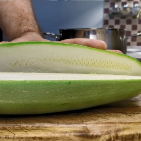 Летние холодные супы: здоровое разнообразие вместо окрошки