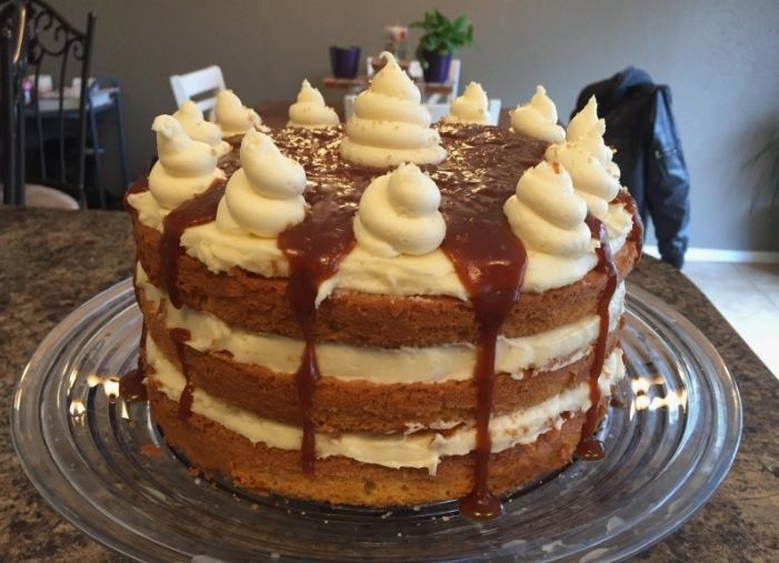 Нежные медовые коржи с кремом чизкейк