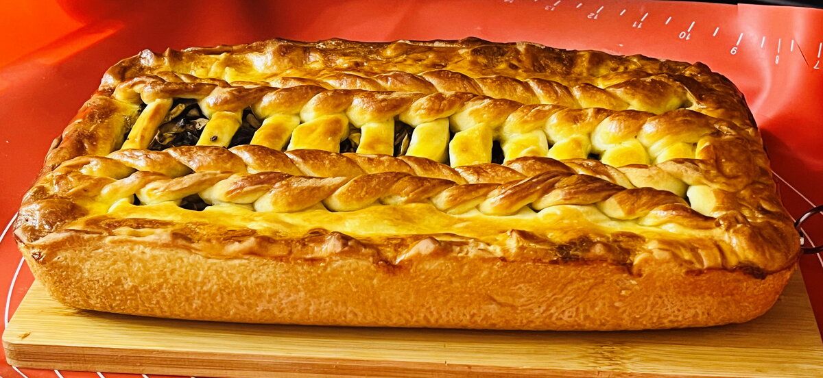 Необычный мясной пирог с сочной начинкой, который покорит всех