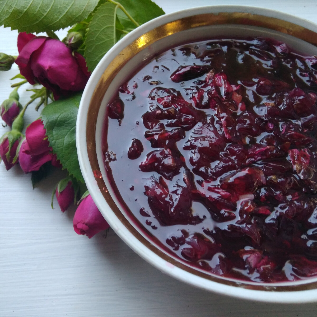 Искусство приготовления варенья из лепестков роз: секреты турецкой кухни