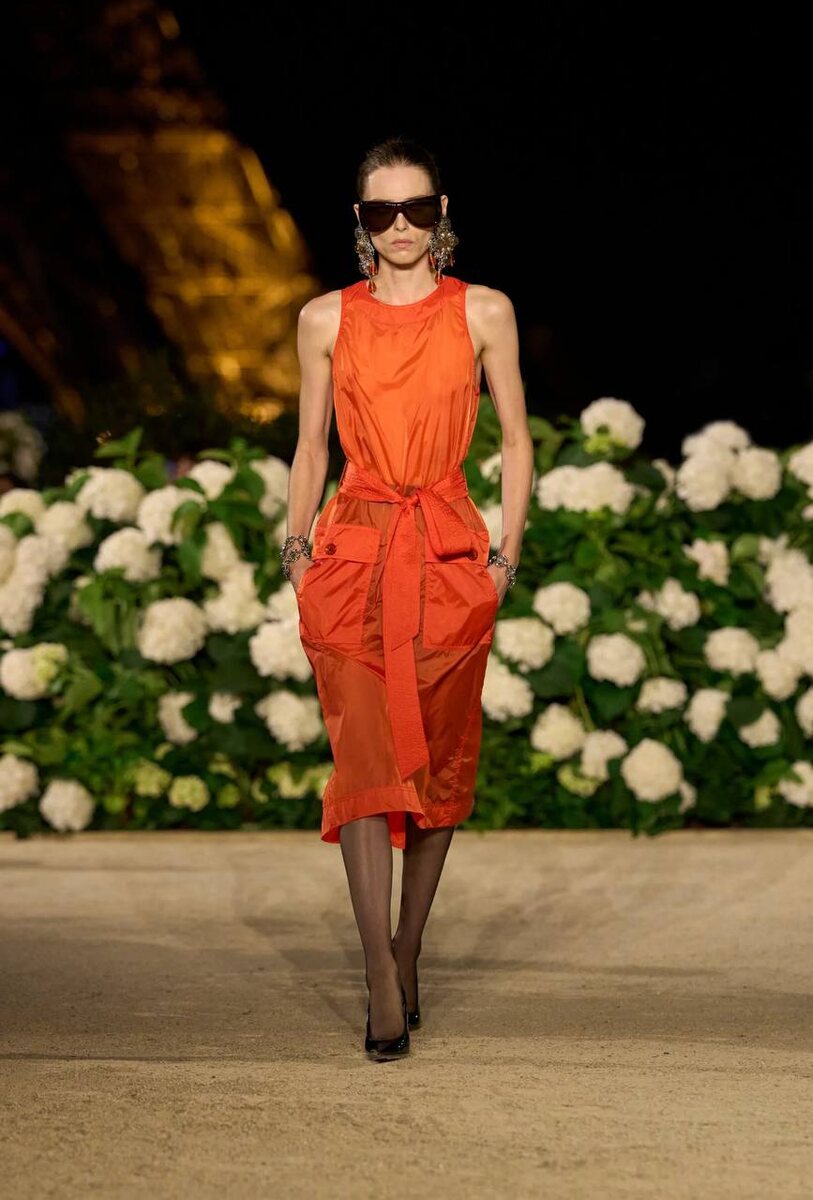 Оранжевый цвет: новый тренд грядущего теплого сезона