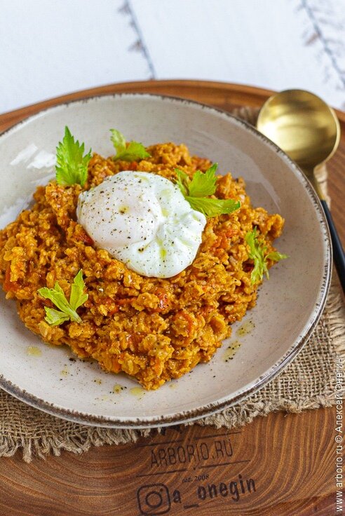 Новая жизнь овсянки: оригинальный рецепт с помидорами