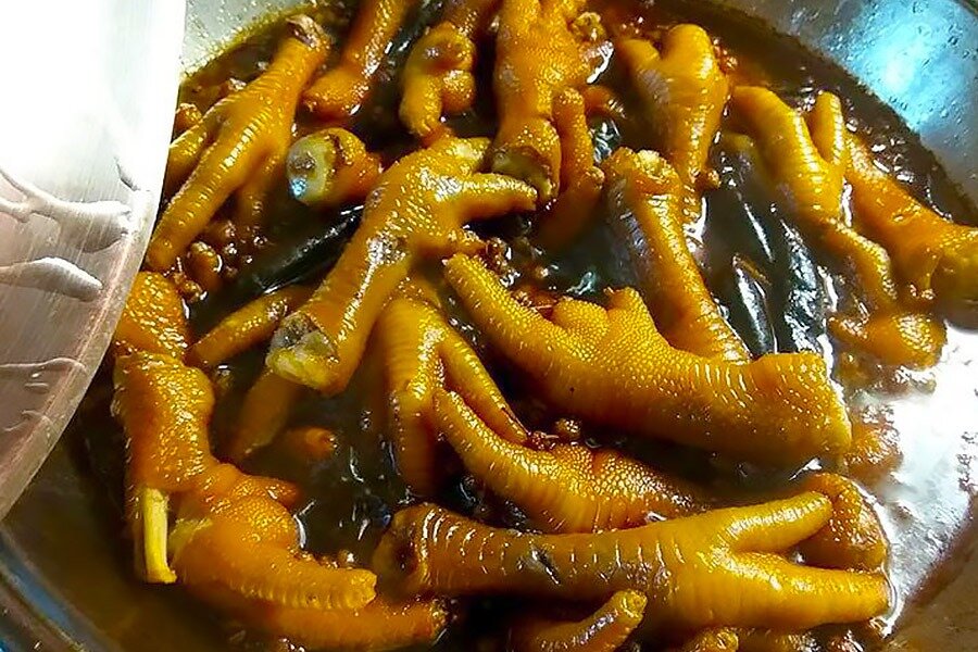 Как приготовить пряные и острые куриные лапки: рецепт из Китая