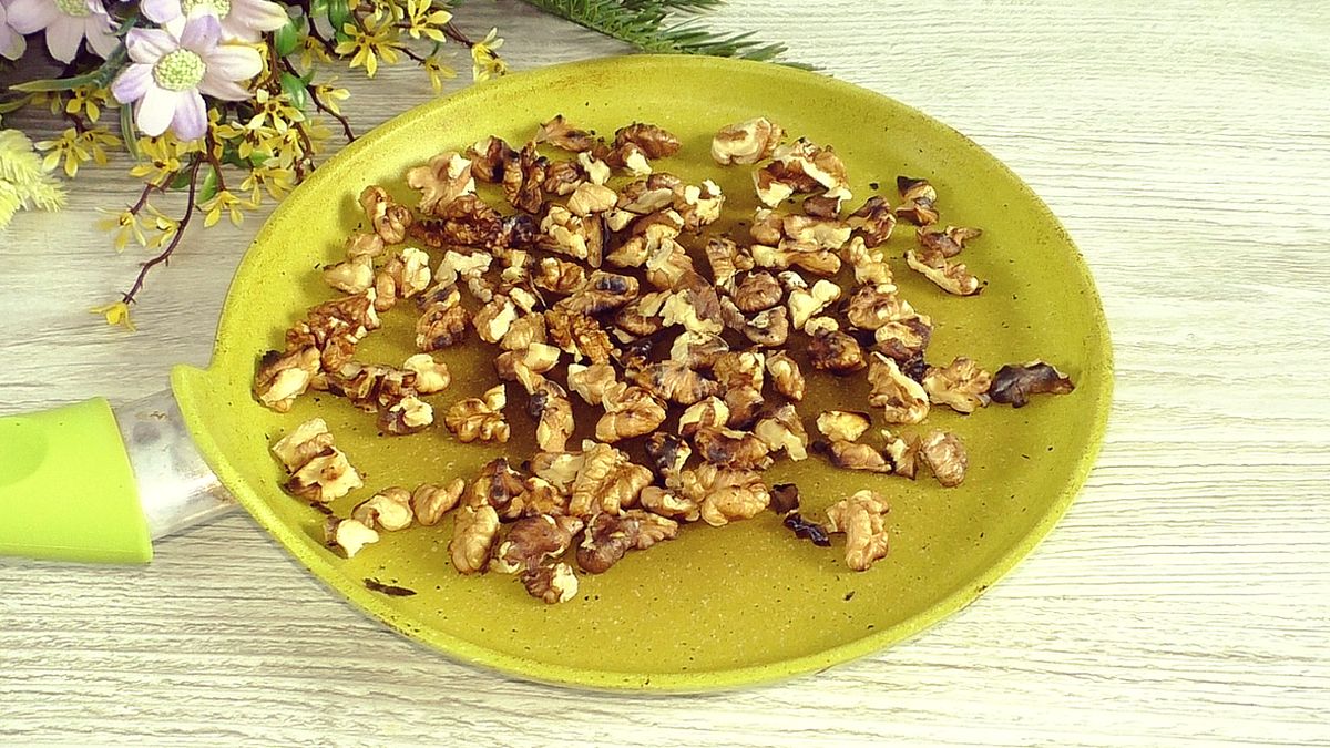 Сытный салат с куриной грудкой и фасолью: легкость приготовления и насыщенный вкус