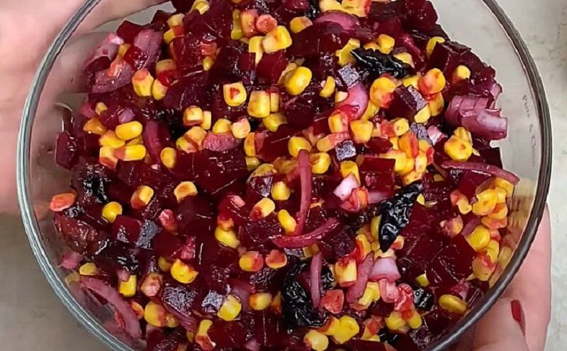 Итальянский весенний салат, насыщенный витаминами