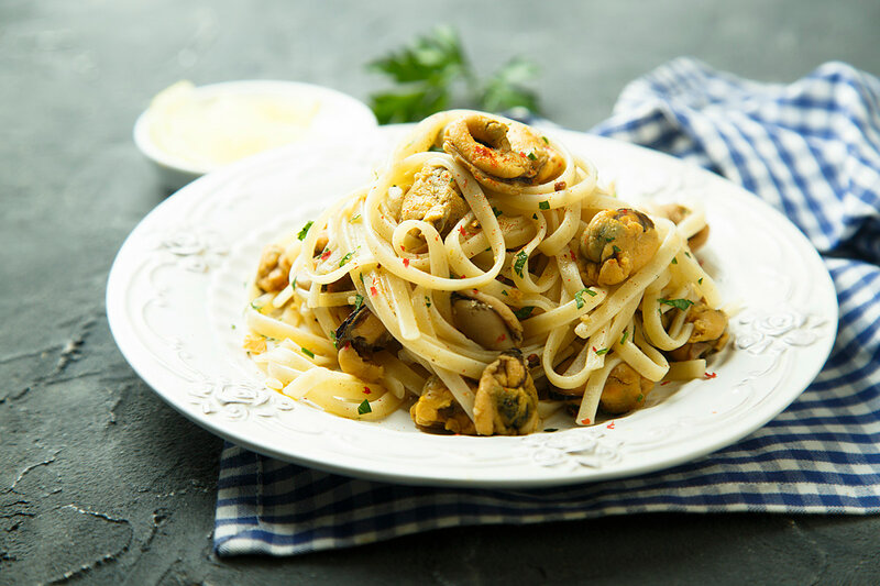 Итальянская паста с мидиями: нежность и аромат в каждой тарелке