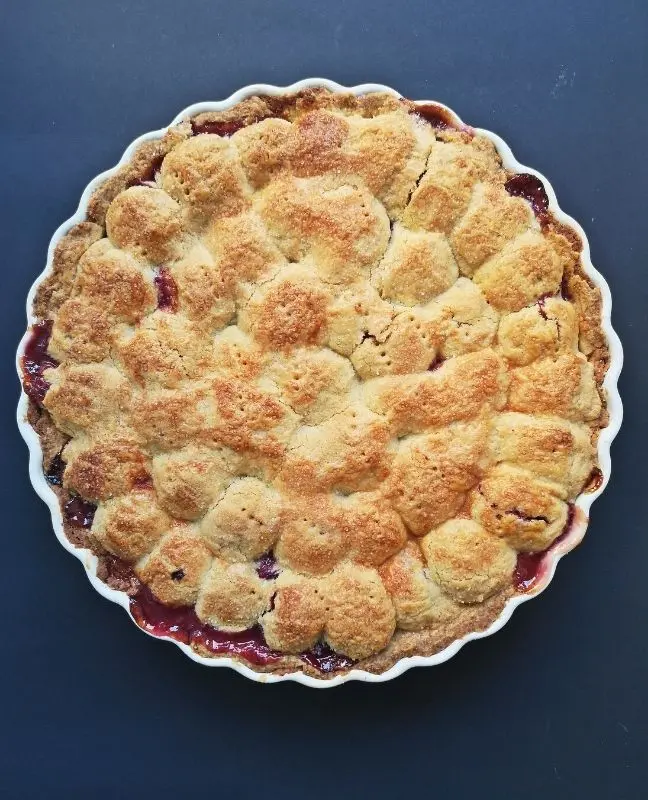 Наслаждайтесь осенью с бретонским сливовым пирогом