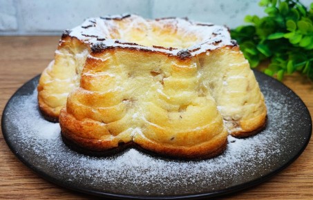 Сочная творожная запеканка с яблоками: идеальный десерт к чаю