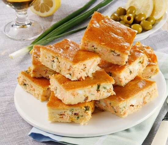 Неповторимый рыбный пирог с начинкой прямо в тесте
