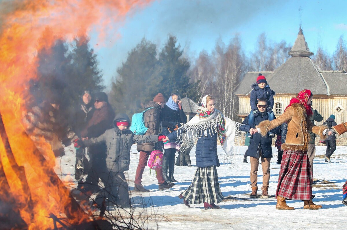 Масленица в Беларуси: празднование весны и возрождения традиций
