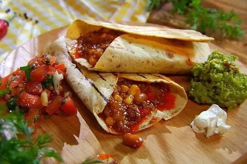 Вкусные буррито с говяжьим фаршем: просто и быстро