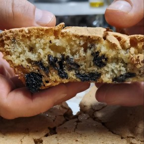 Откройте для себя идеальную шарлотку без яблок: секретный советский рецепт