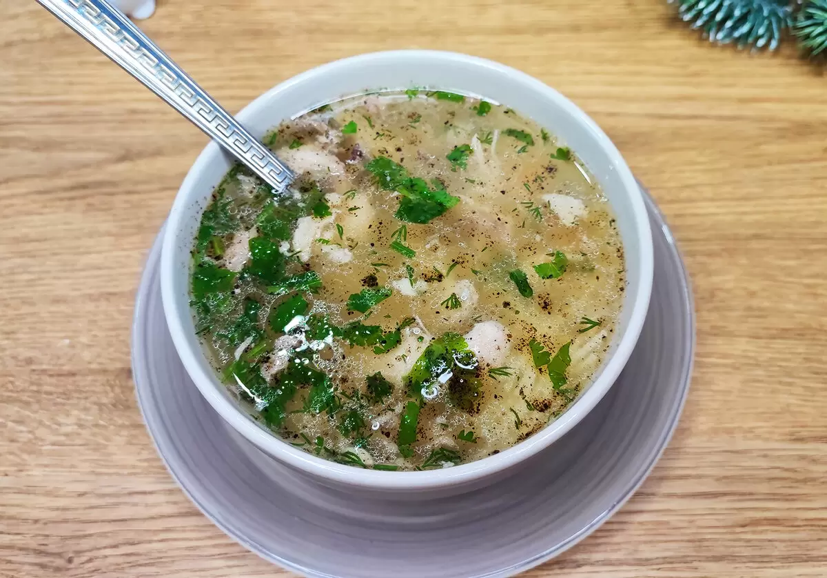 Простой и сытный "Крестьянский" суп: идеальный для уютного обеда